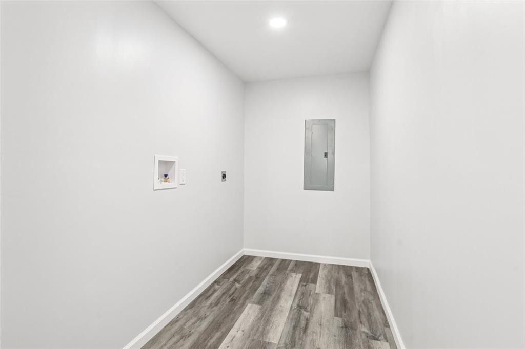 BEVERLY HILLS - Residential