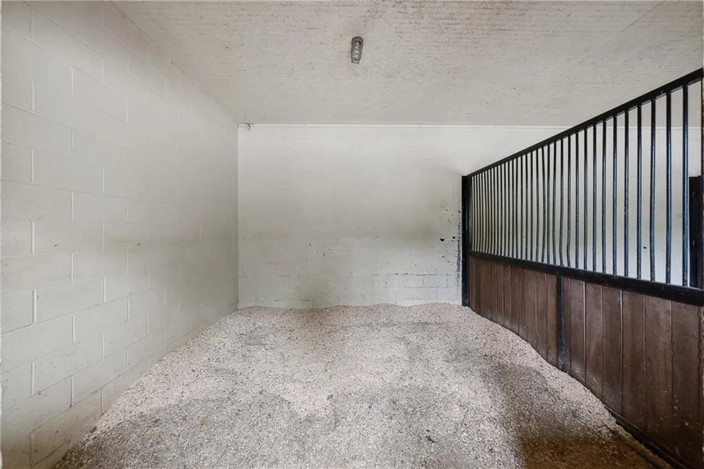 Milton, Georgia 30004, United States, 4 Bedrooms Bedrooms, ,4 BathroomsBathrooms,Residential,Contingent,51429