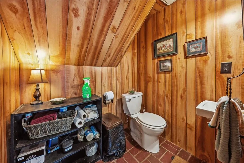 Milton, Georgia 30004, United States, 4 Bedrooms Bedrooms, ,4 BathroomsBathrooms,Residential,Contingent,51429