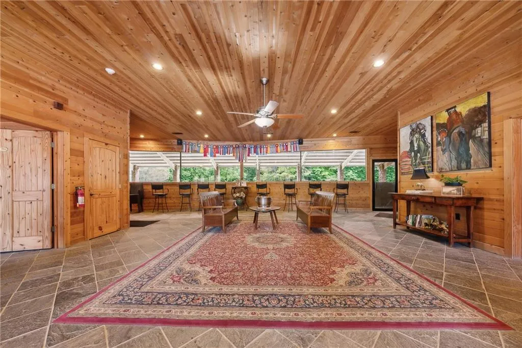 Milton, Georgia 30004, United States, 4 Bedrooms Bedrooms, ,4 BathroomsBathrooms,Residential,Contingent,51429