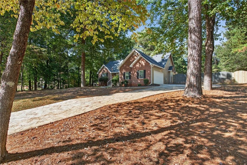 210 Riveredge Way