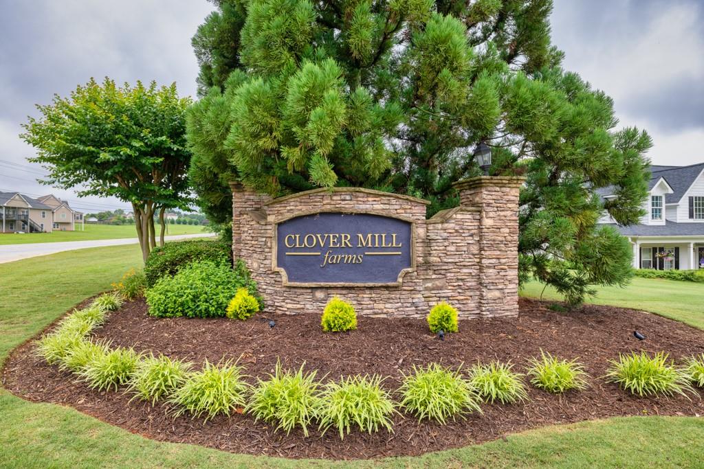 Clover Mill Farms - Residential