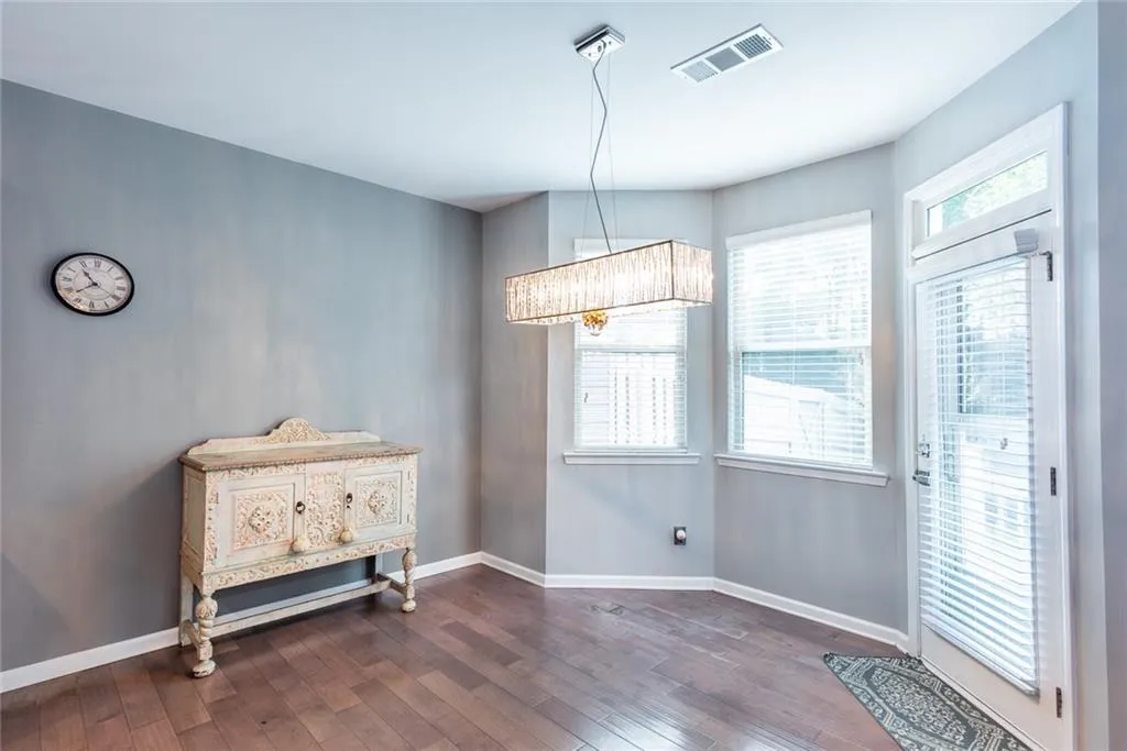 Snellville, Georgia 30078, United States, 3 Bedrooms Bedrooms, ,3 BathroomsBathrooms,Residential,Active,231225