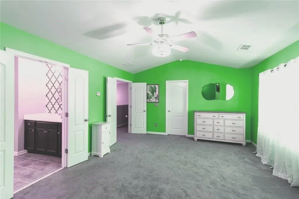 Snellville, Georgia 30078, United States, 3 Bedrooms Bedrooms, ,3 BathroomsBathrooms,Residential,Active,231225