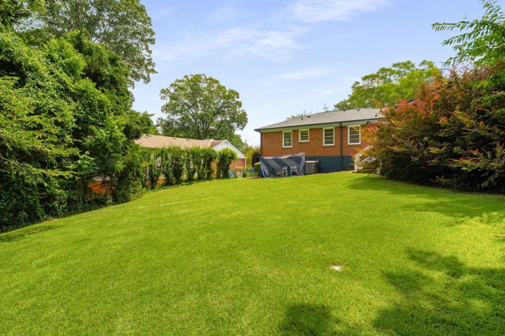 2312 Vistamont Drive