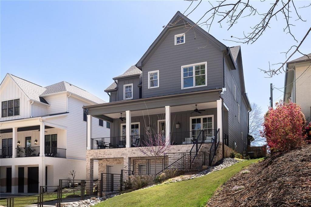 1329 Sylvan Circle NE