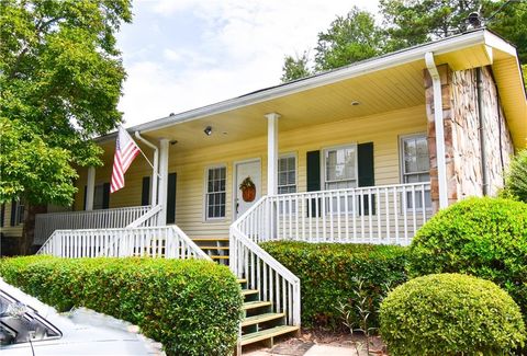 A home in Flowery Branch