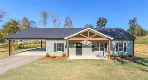 Homes For Sale - 214 Arbacoochee Road<br/> Tallapoosa, GA 30176