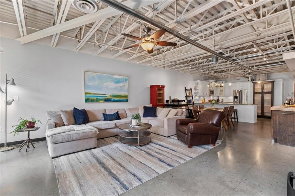5200 Peachtree Road 3115