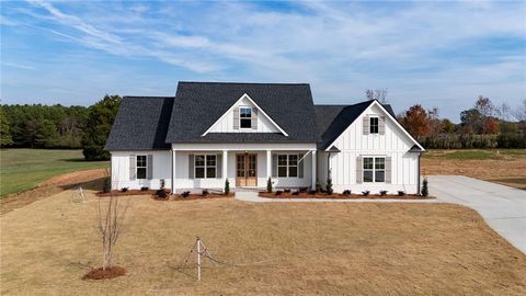 A home in Calhoun