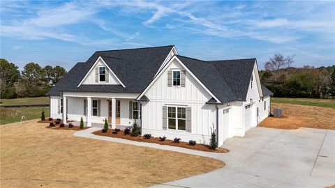 A home in Calhoun