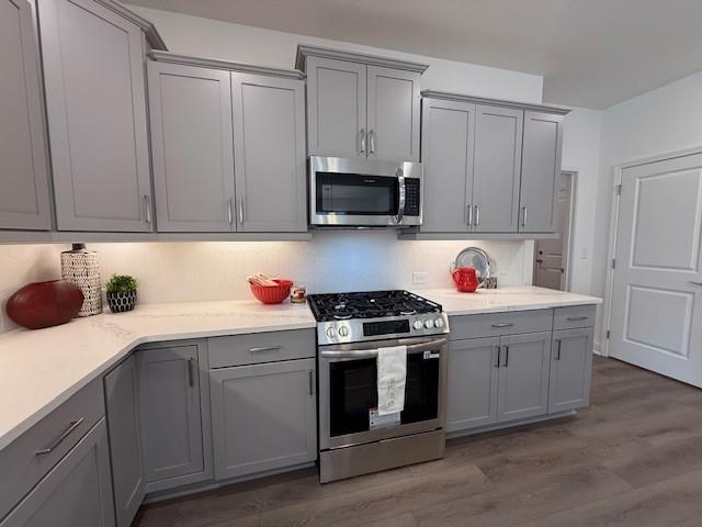 108 English Barn Way