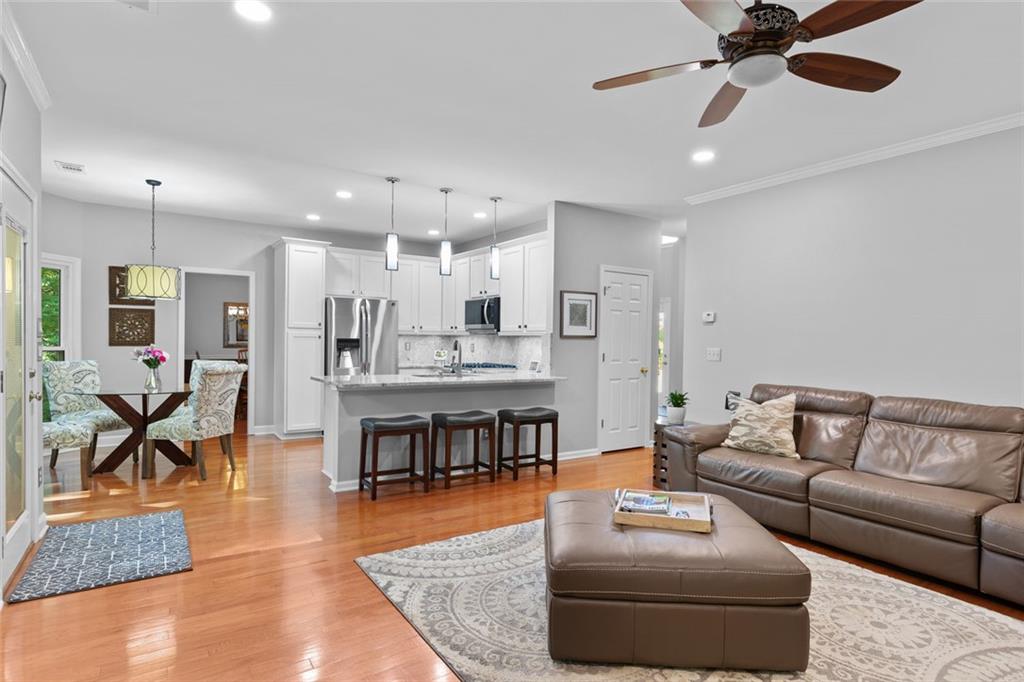 565 Windermere Park Court
