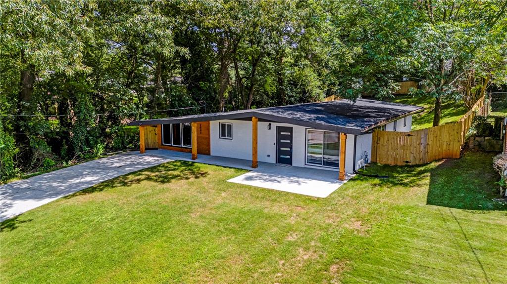 2047 Boulderview Drive SE