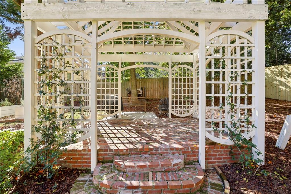 1838 Meredith Drive NW