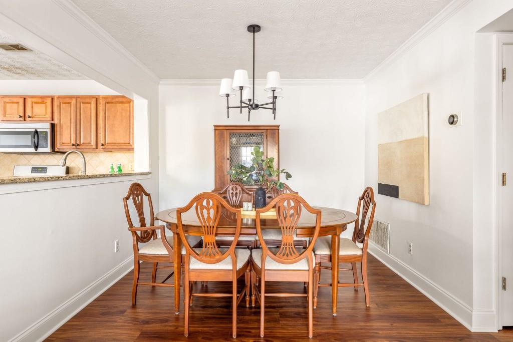 1335 N Crossing Drive NE 1335