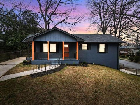 Homes For Sale - 2940 Harris Street<br/> East Point, GA 30344