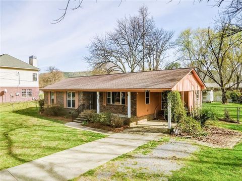 16 Mango Road Rome GA 30161