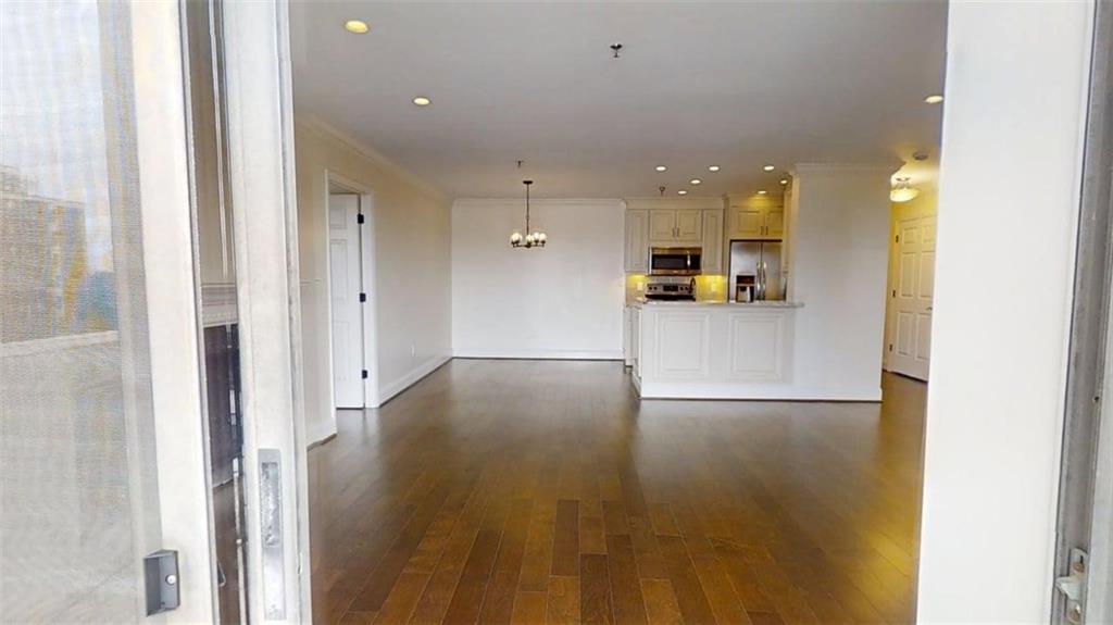 300 Johnson Ferry Road NE A714