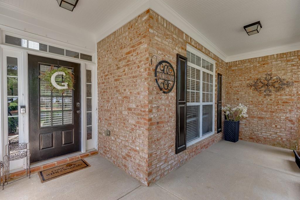 3900 Baluster Court