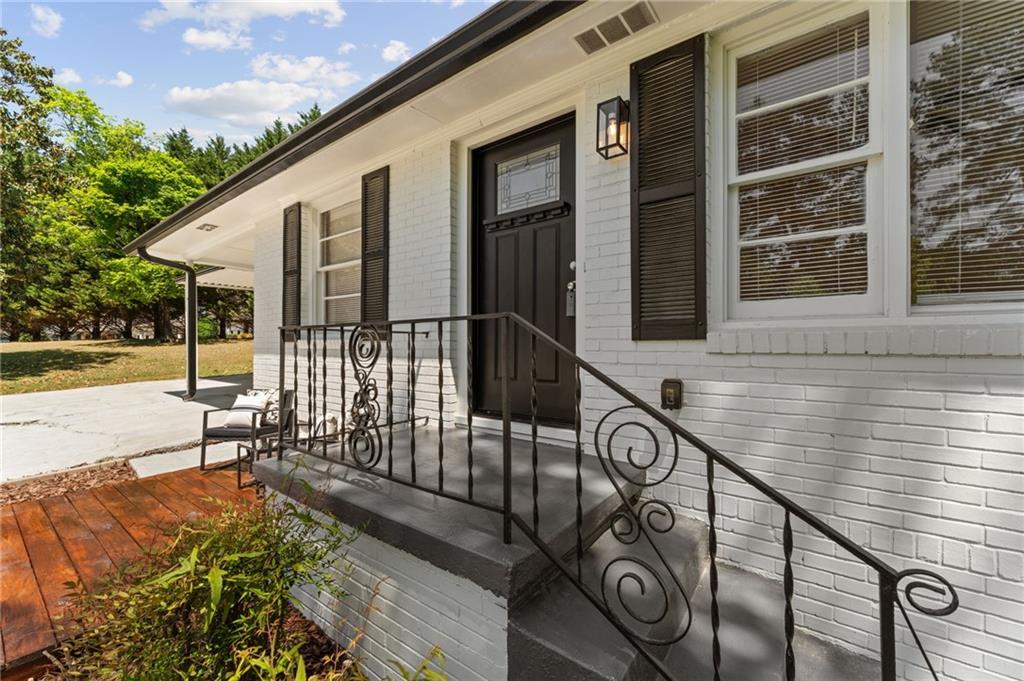 951 Cherokee Trail SE