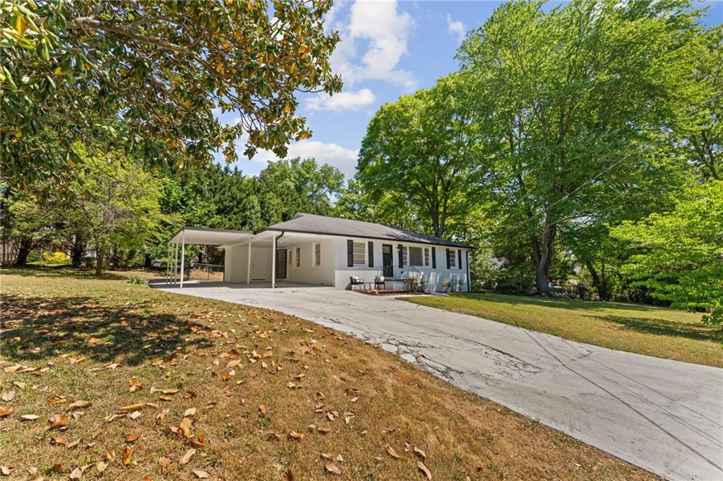 951 Cherokee Trail SE