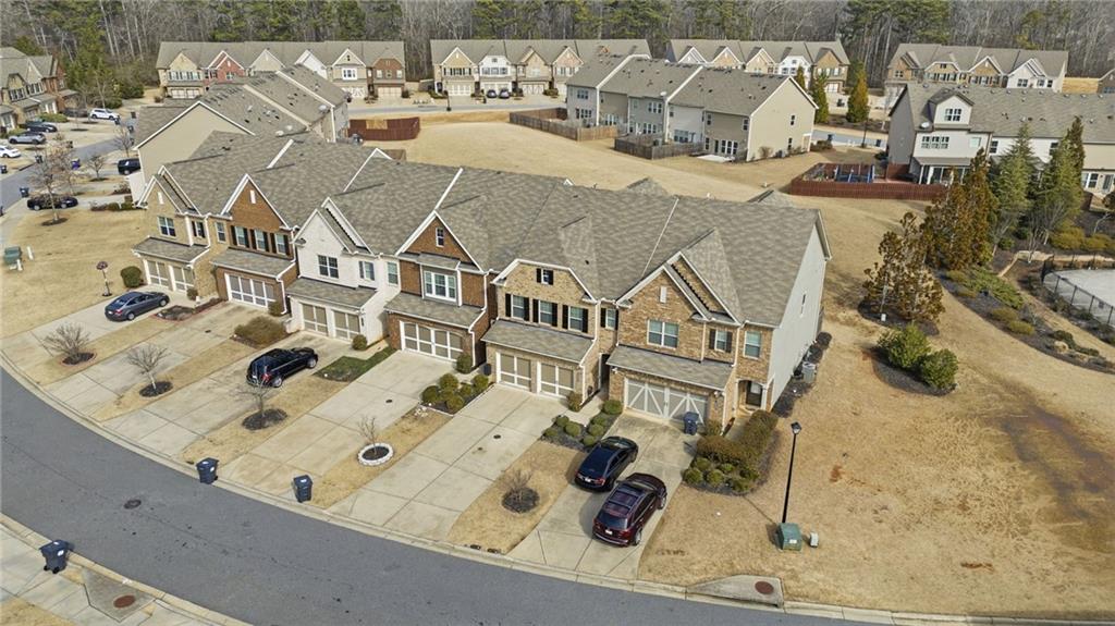 1210 Hampton Oaks Drive