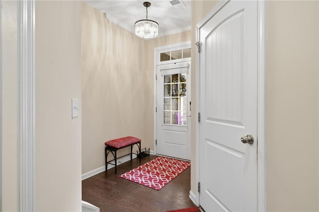 1210 Hampton Oaks Drive