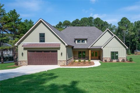 130 Cambridge Court Calhoun GA 30701