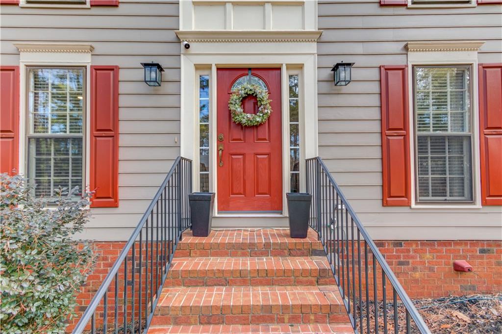 82 Cedar Bluff