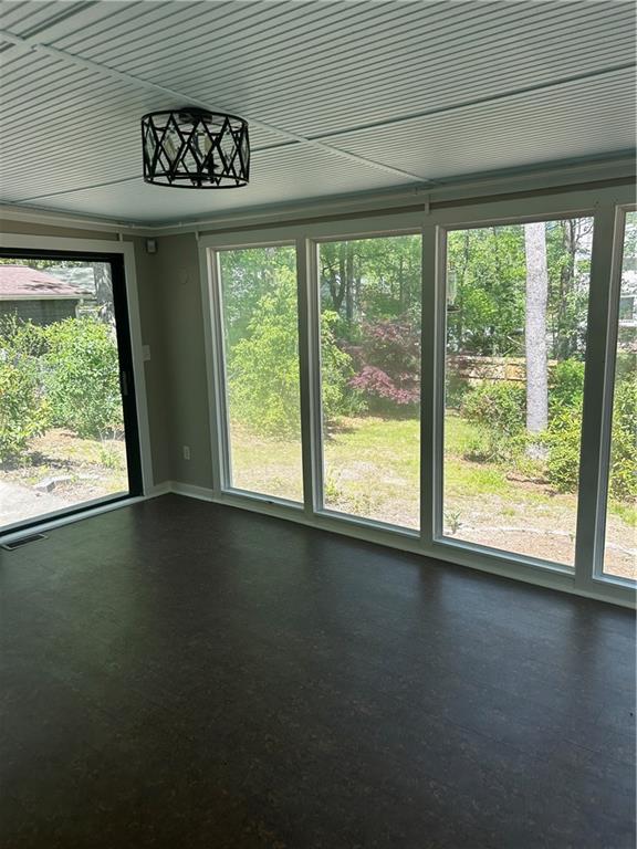 Stonegate Manor - Residential Lease