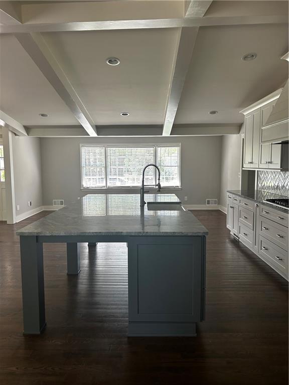 Stonegate Manor - Residential Lease
