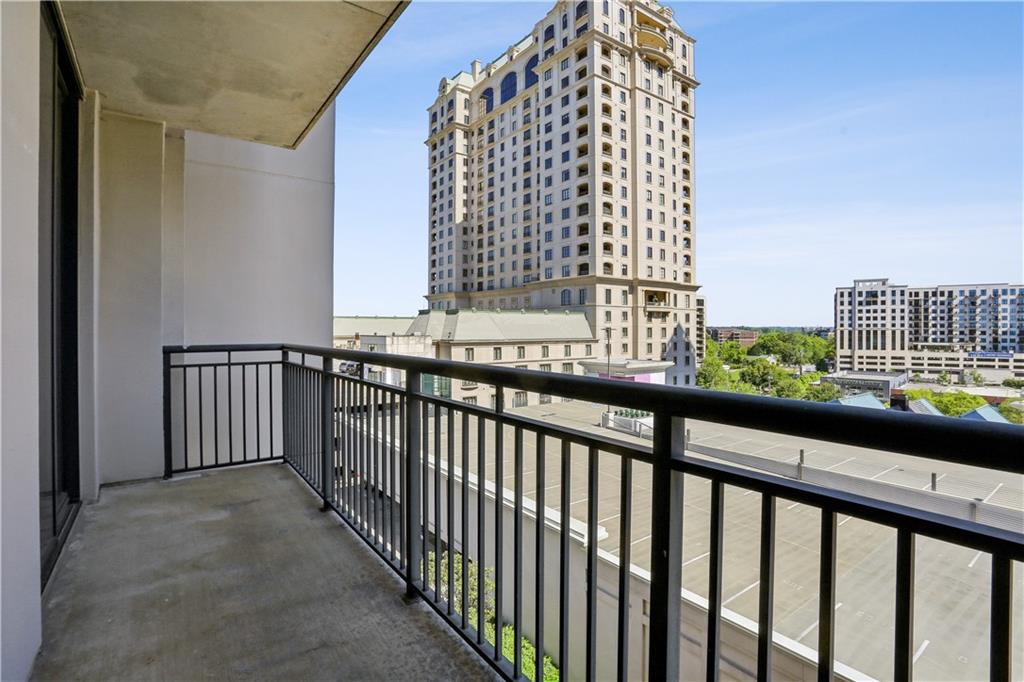 3040 Peachtree Road NW 713