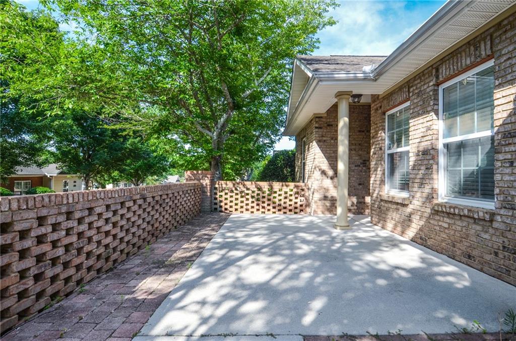 235 Villa Park Circle