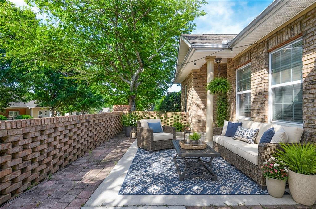 235 Villa Park Circle