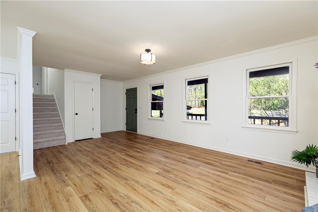 5788 Stonehaven Drive, Kennesaw, Georgia image 3