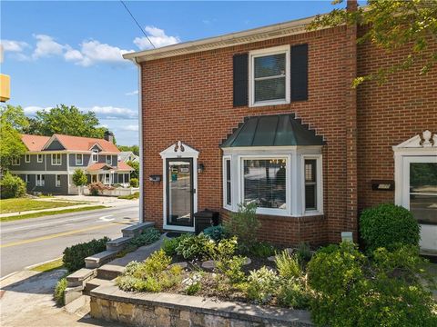 Photo of 544 Commerce Drive, Decatur, GA 30030 (MLS # 7767057)