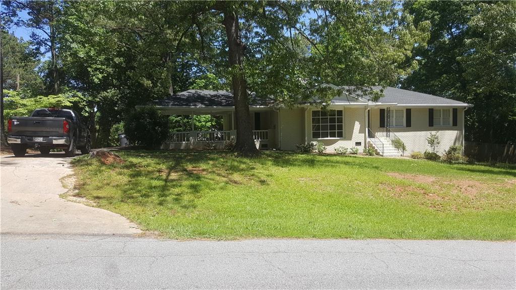 WOW......FANTASTIC FIND AND RARELY AVAILABLE. GREAT home in POPULAR CARDINAL LAKES. This home features - Gorgeous hardwood floors everywhere, fresh paint, OVERSIZED modern kitchen with NEWER BLACK appliances, NEW CUSTOME CERAMIC TILE BATHS, large deck UPGRADED BRUSHED NICKEL door and light package, oversized master suite with walk in closet, Fenced backyard, LARGE full unfinished basement, MORE AND MORE. Great neighborhood with Lake, clubhouse, pool, etc. This home is crisp, clean and MOVE IN READY. ****HOME IS CURRENTLY OCCUPIED BY TENANT. TENANTS LEASE ENDS SEPTEMBER 20M 2025 BUT HAVE ALREADY FOUND A NEW PLACE AND EXPRESSED INTEREST IN MOVING SOONER. ... PROFESSIONAL PIX COMING SOON. CURRENT PIX ARE SOME PICTURES I HAD SAVED IN COMPUTER. I DO NOT HAVE PIX OF LARGE LIVING ROOM, BEDROOMS OR BASEMENT AT THIS TIME...SOON!******* Professionally owned and managed property. The nice ones rent quickly. HURRY!