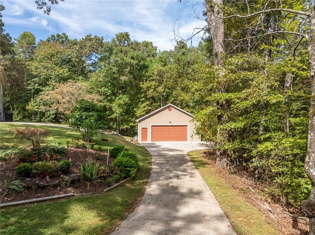 780 Timber Ridge Ln
