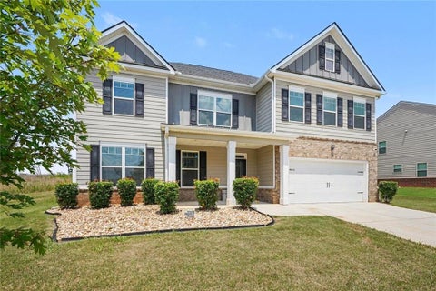 Homes For Sale - 8084 Louis Drive<br/> Locust Grove, GA 30248