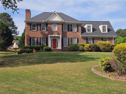 Homes For Sale - 100 Acorn Ridge<br/> Fayetteville, GA 30214