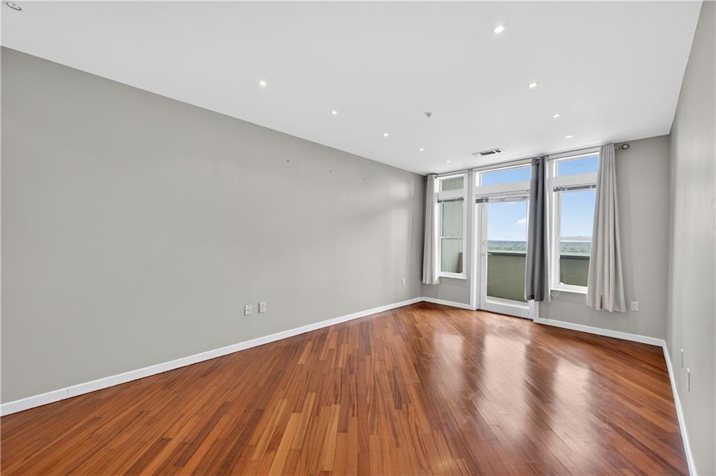 3334 Peachtree Road NE 1410