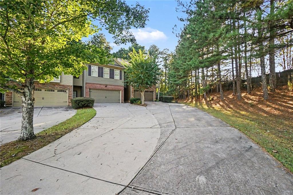 185 Sunset Lane