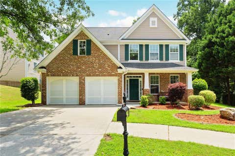 Homes For Sale - 951 Island Pointe Way<br/> Buford, GA 30518