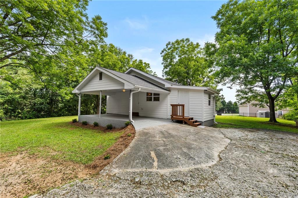1179 Chatham Road