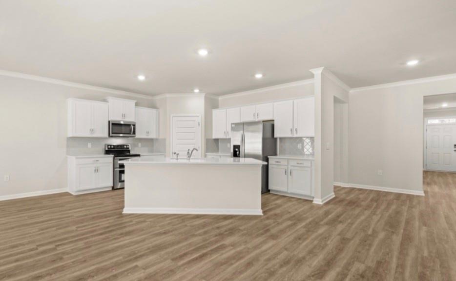 801 Pelham Way