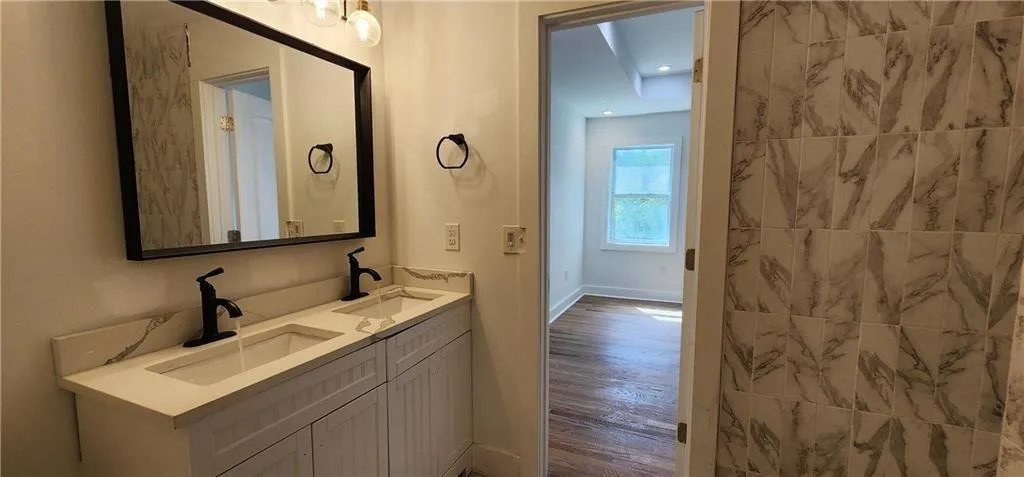 Atlanta, Georgia 30314, United States, 3 Bedrooms Bedrooms, ,2 BathroomsBathrooms,Residential,Active,227512