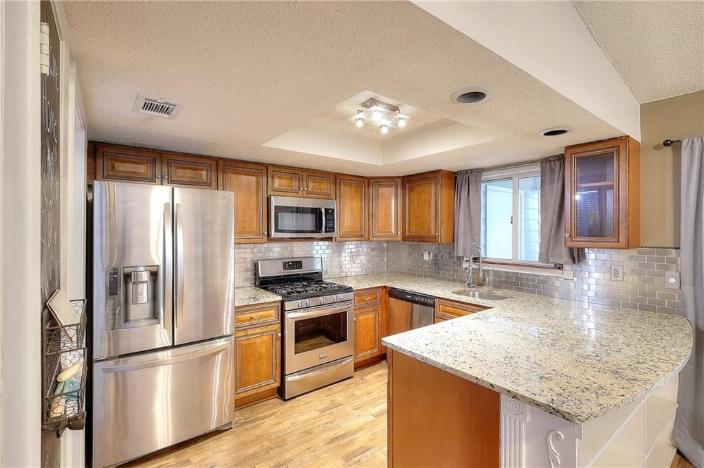 12 Rumson Court SE