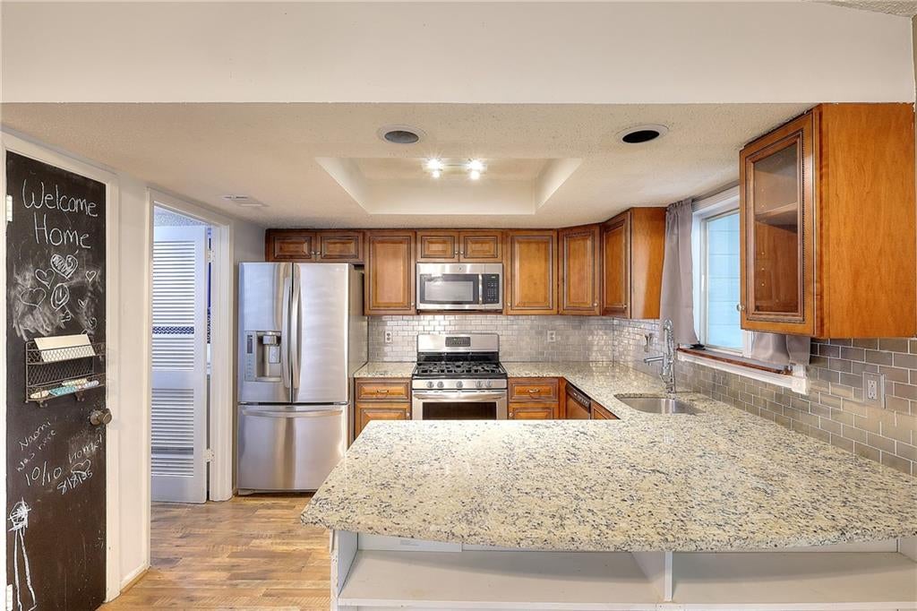 12 Rumson Court SE
