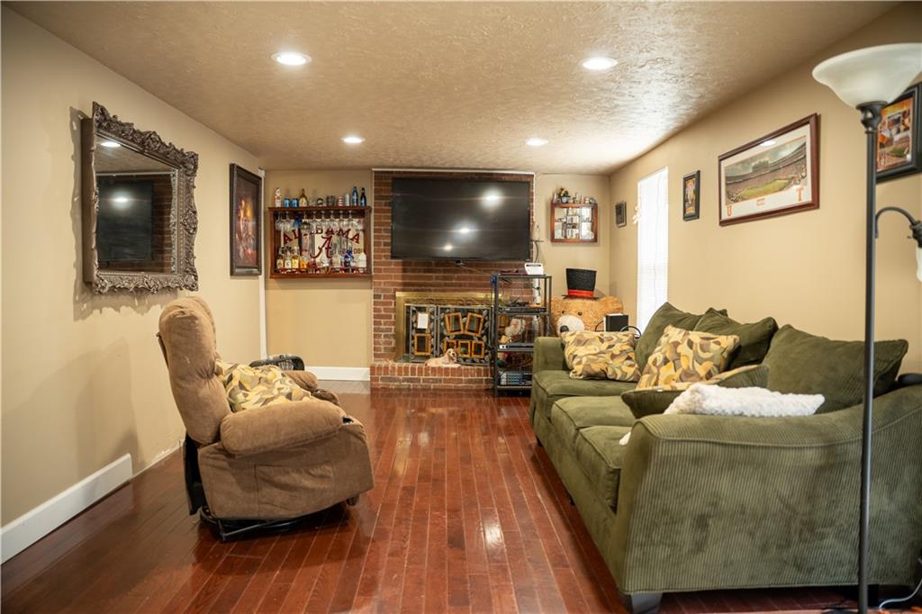 4325 Highway 41